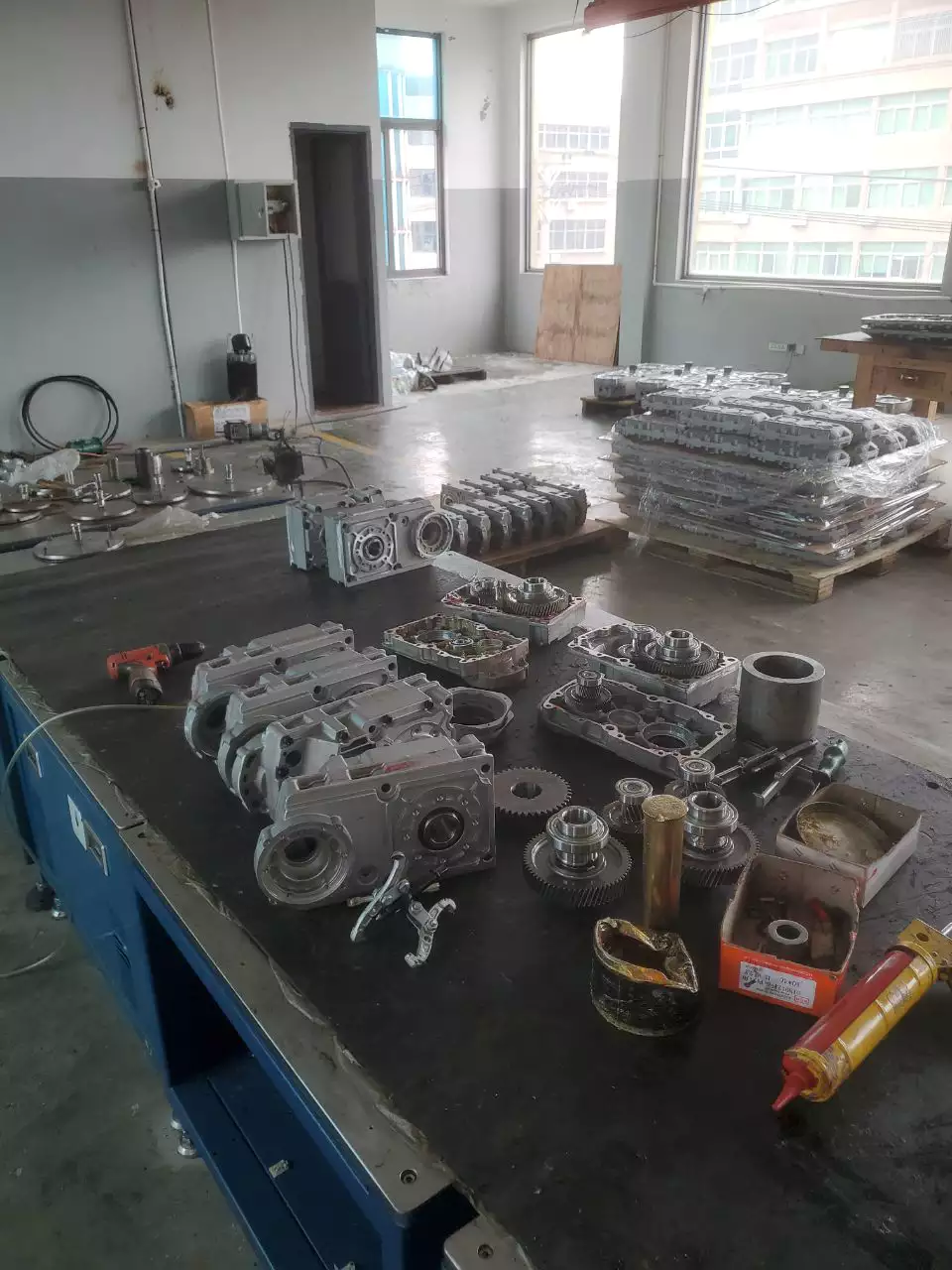 Unveiling the GH40000 Crane Gearbox Reducer 00 crane gearbox factory 12